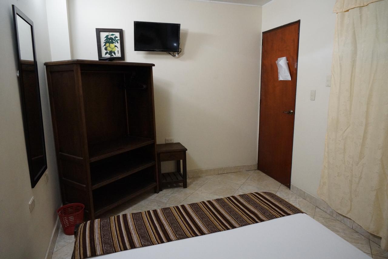Hotel Esmeralda 圣希尔 外观 照片