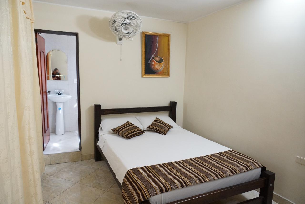 Hotel Esmeralda 圣希尔 外观 照片