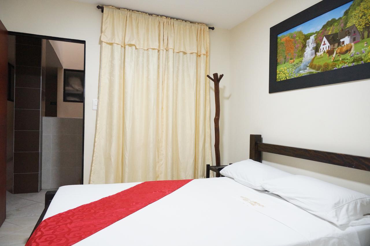 Hotel Esmeralda 圣希尔 外观 照片